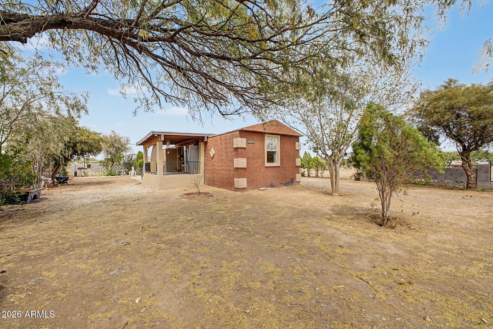 listing main photo