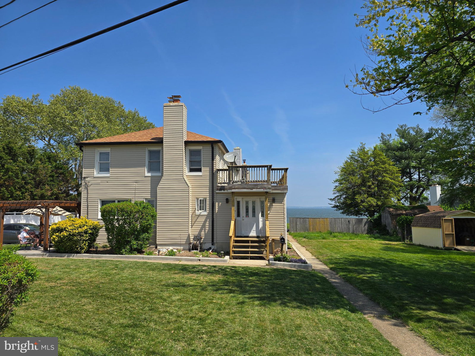 listing main photo