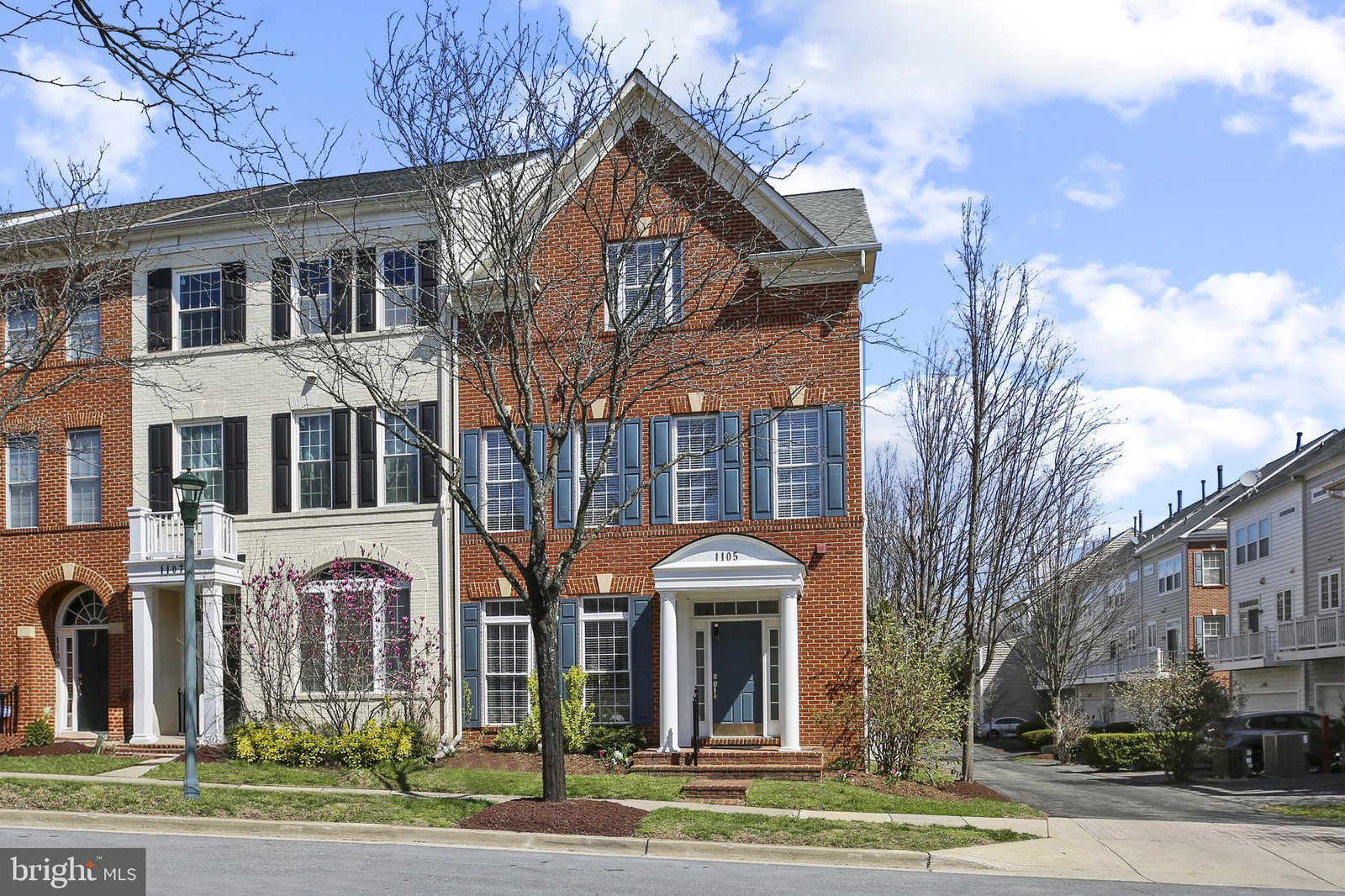 listing main photo