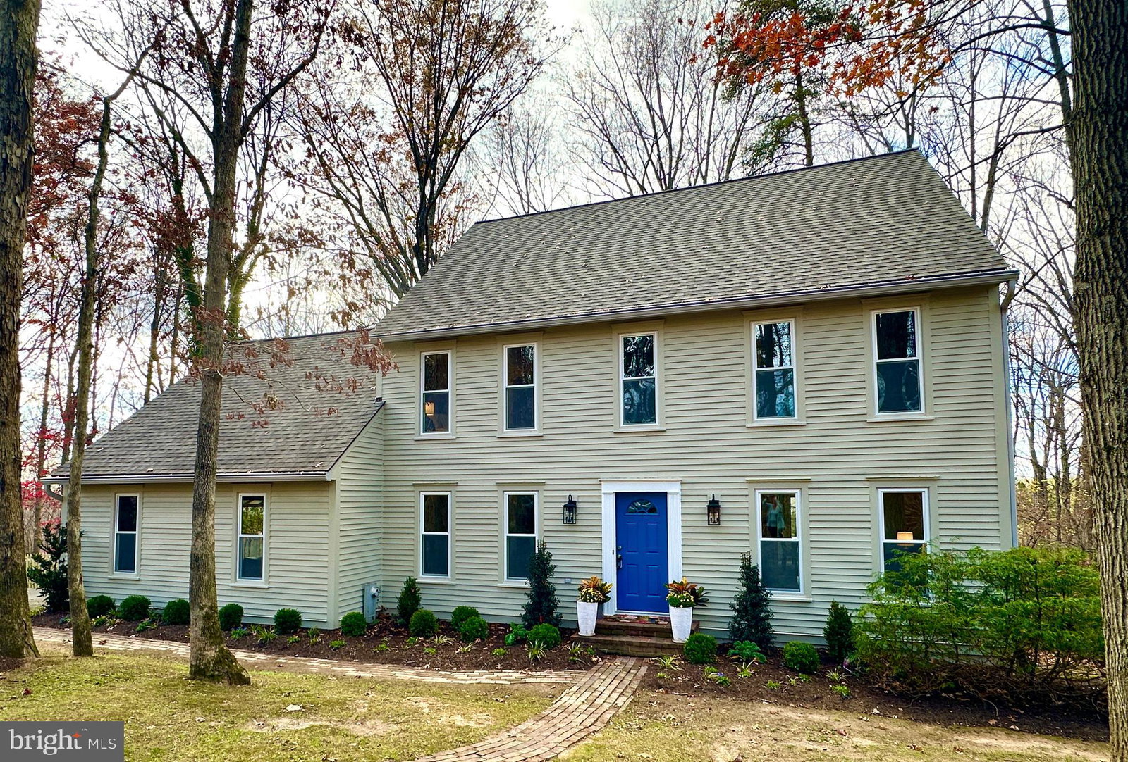 listing main photo