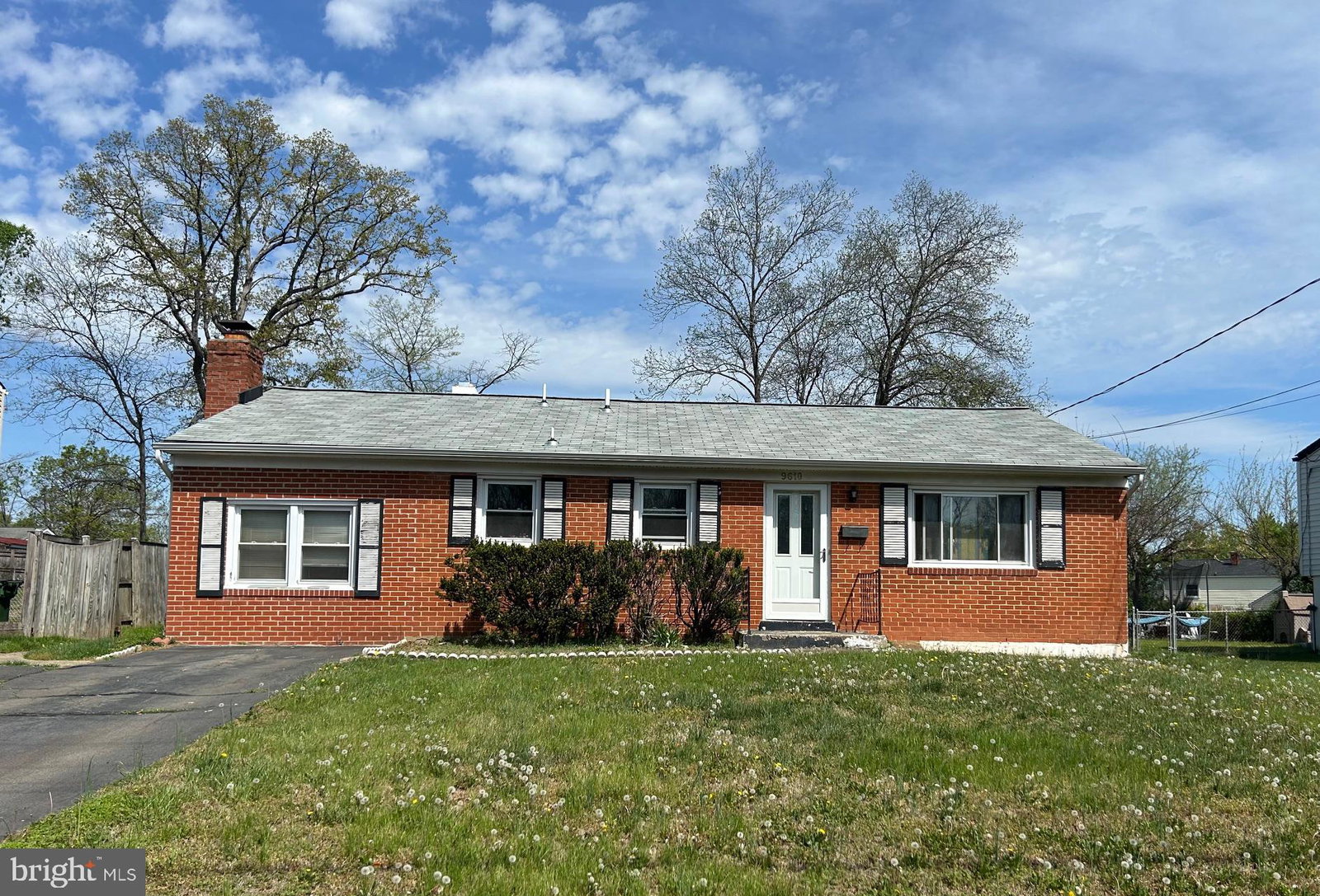 listing main photo