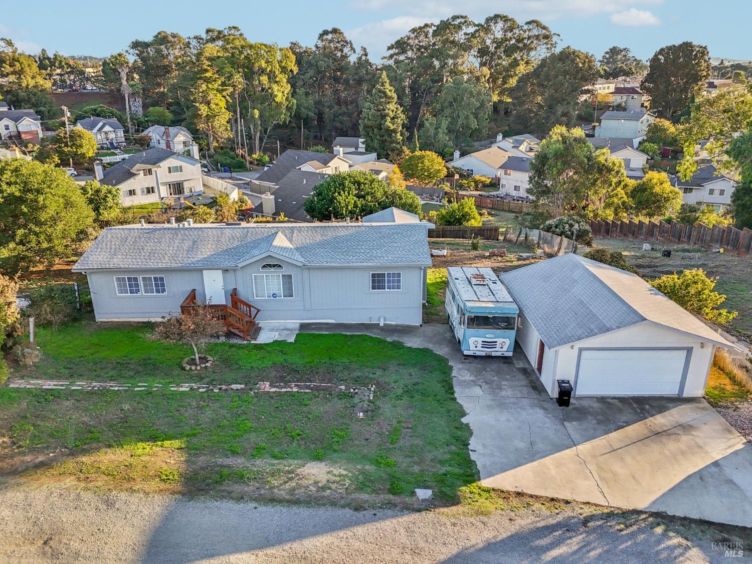 listing main photo