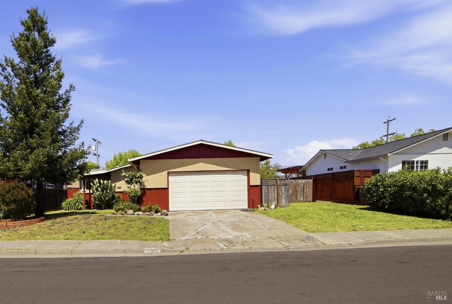 listing main photo