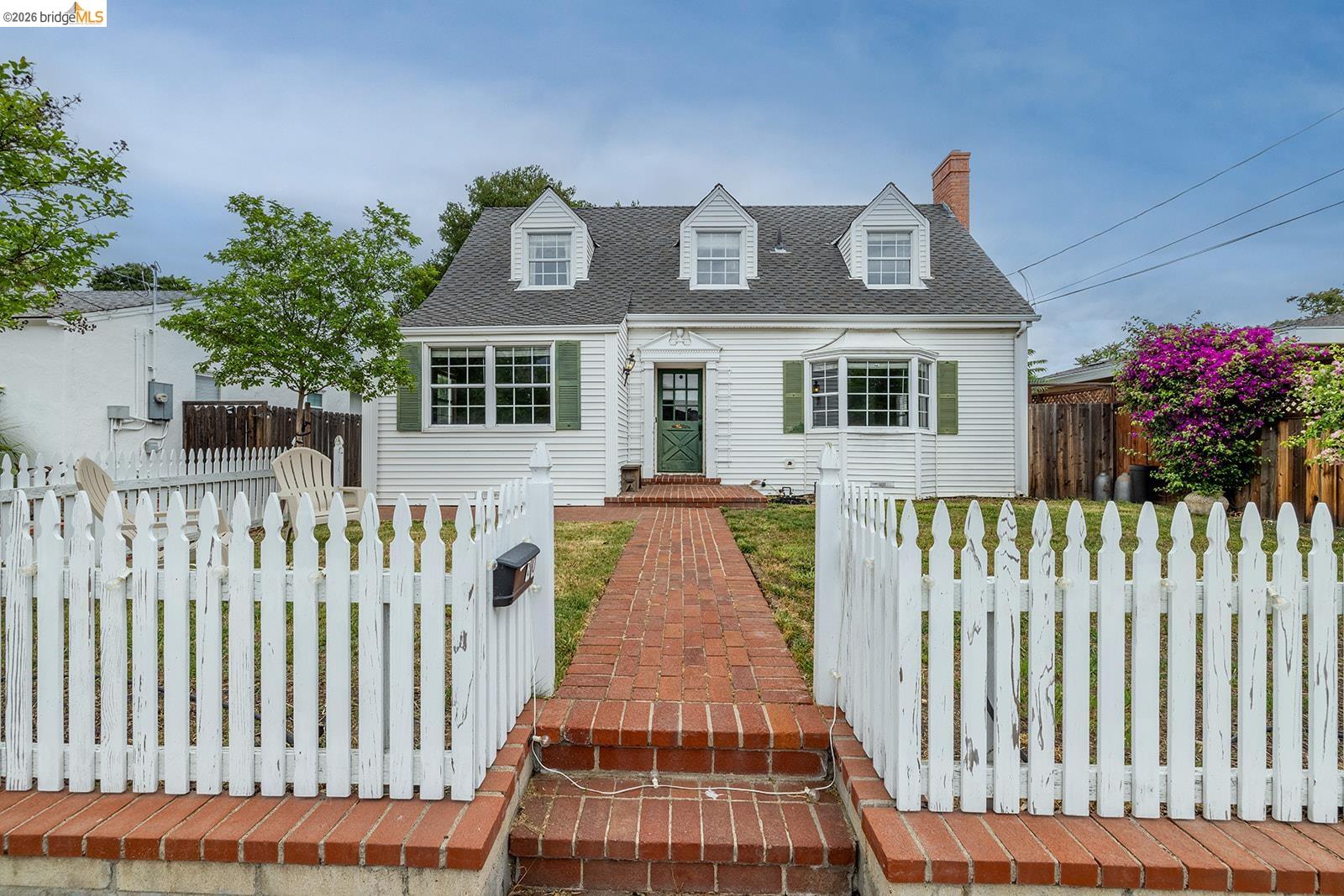 listing main photo