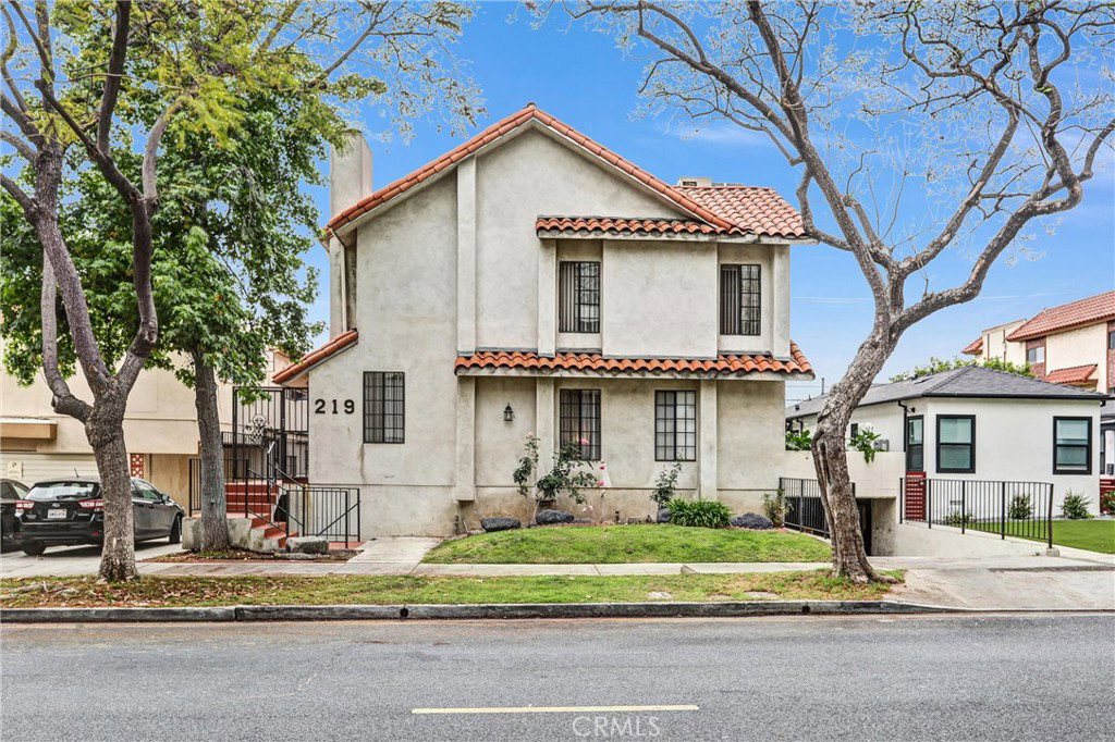 listing main photo