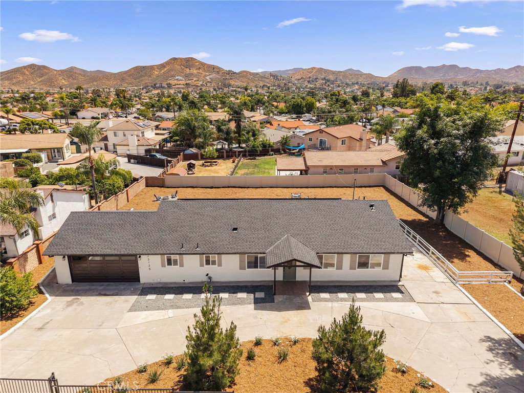 listing main photo
