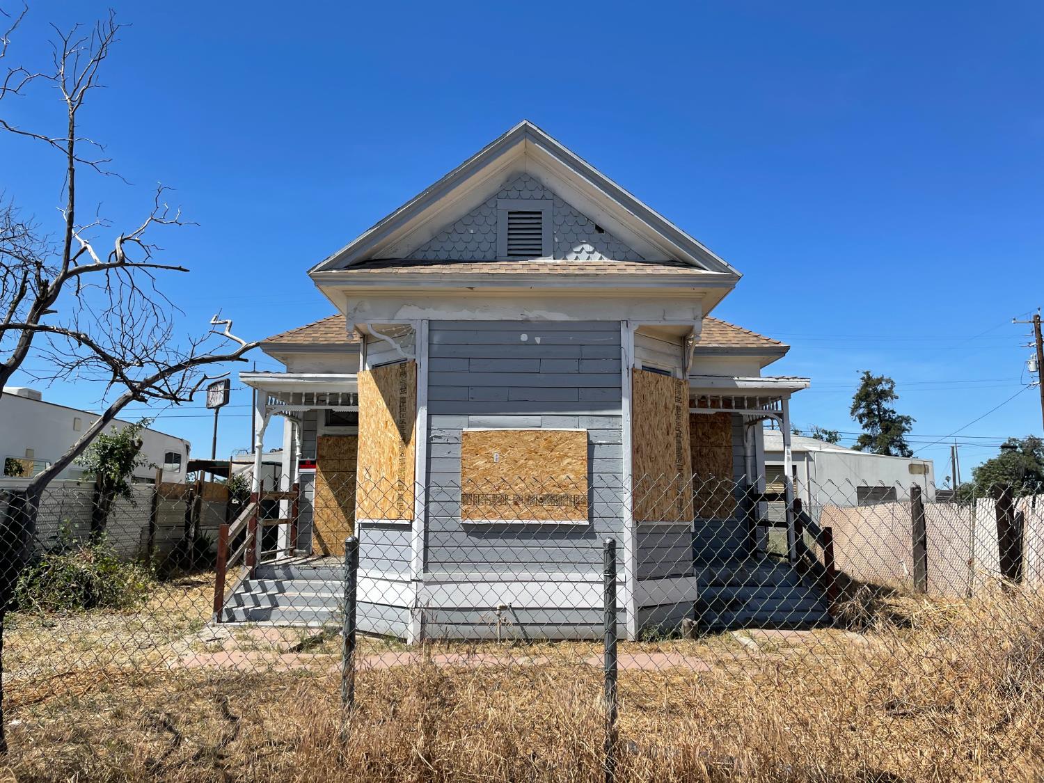 listing main photo
