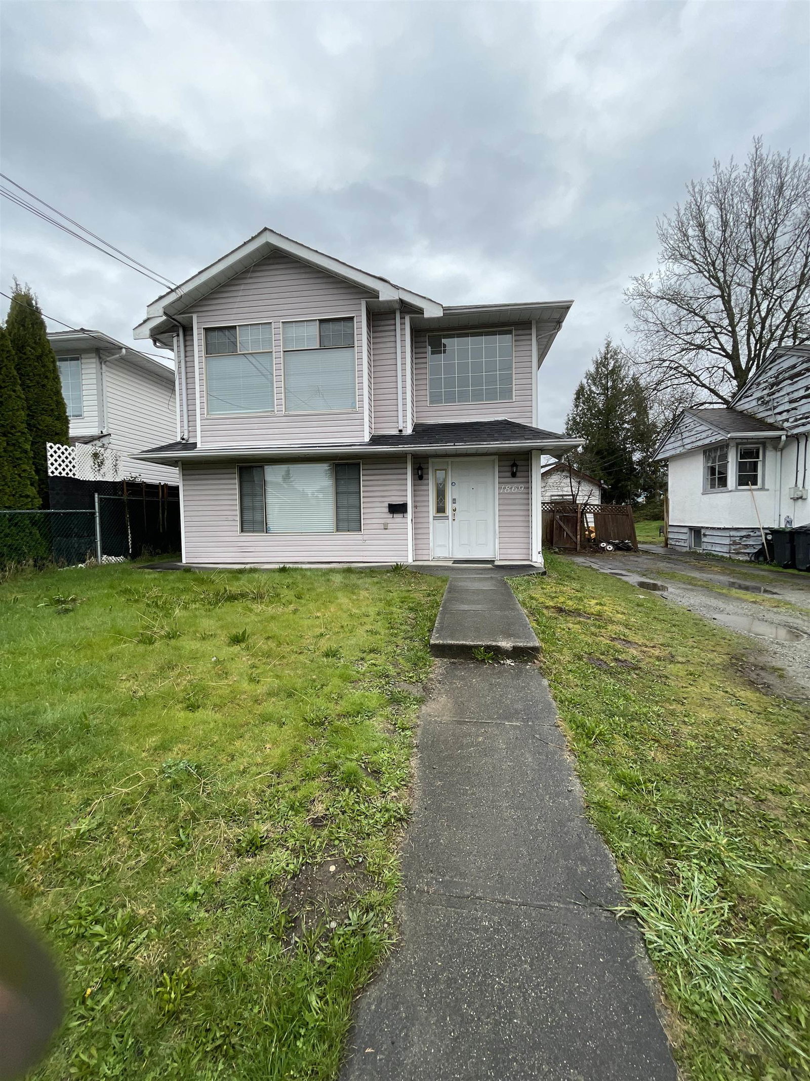 listing main photo