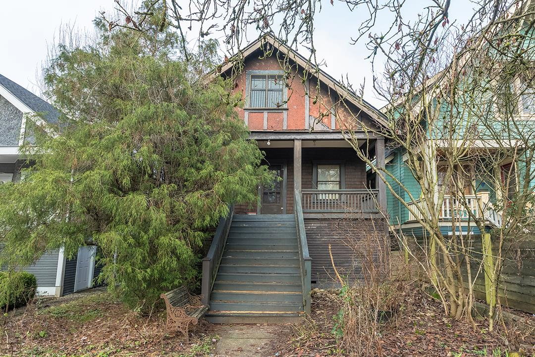 listing main photo