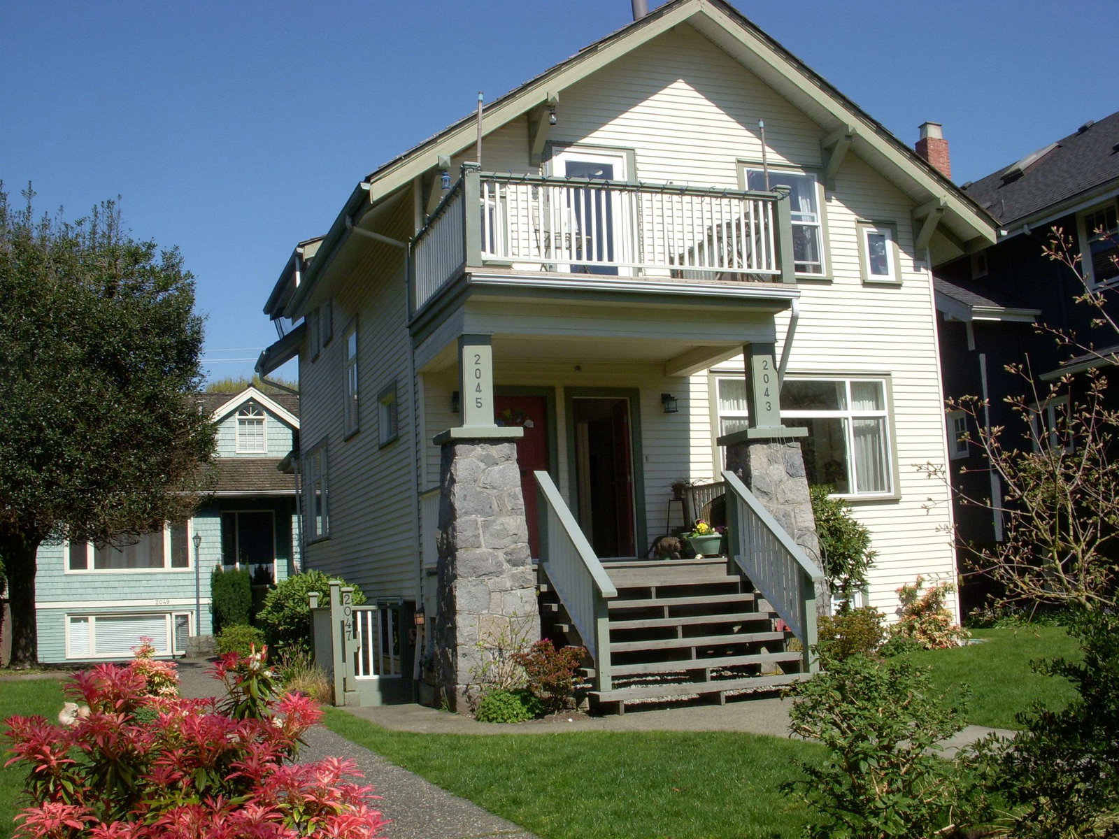 listing main photo