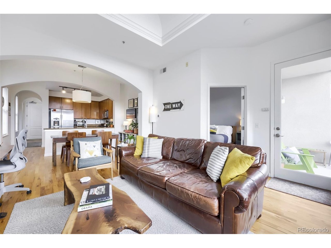 listing main photo