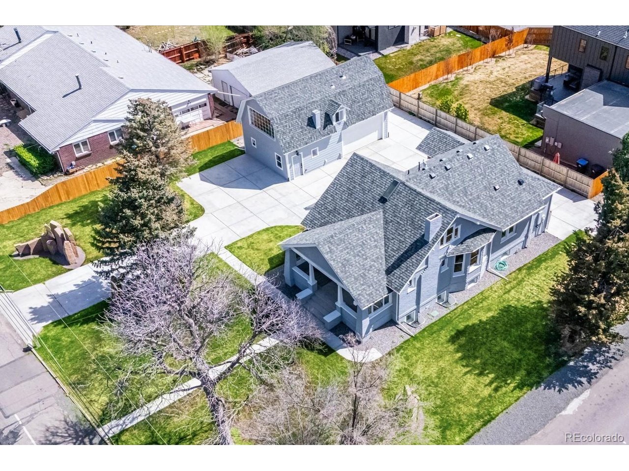 listing main photo