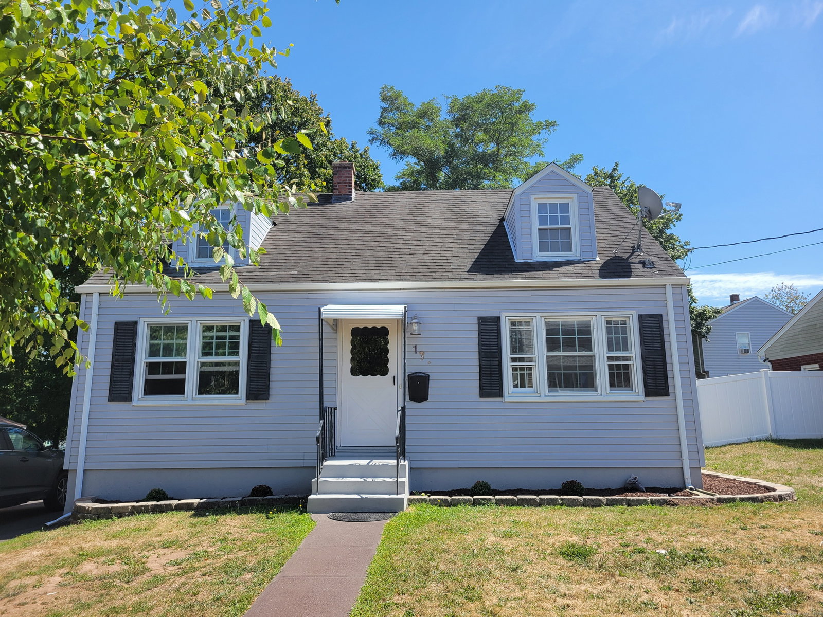 listing main photo