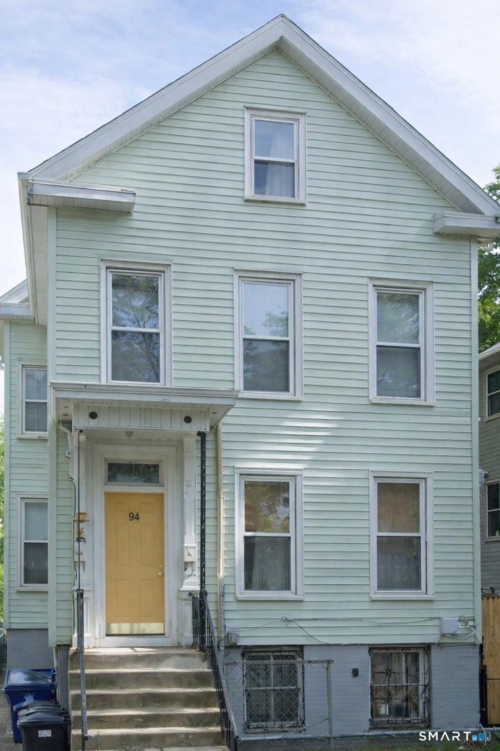 listing main photo