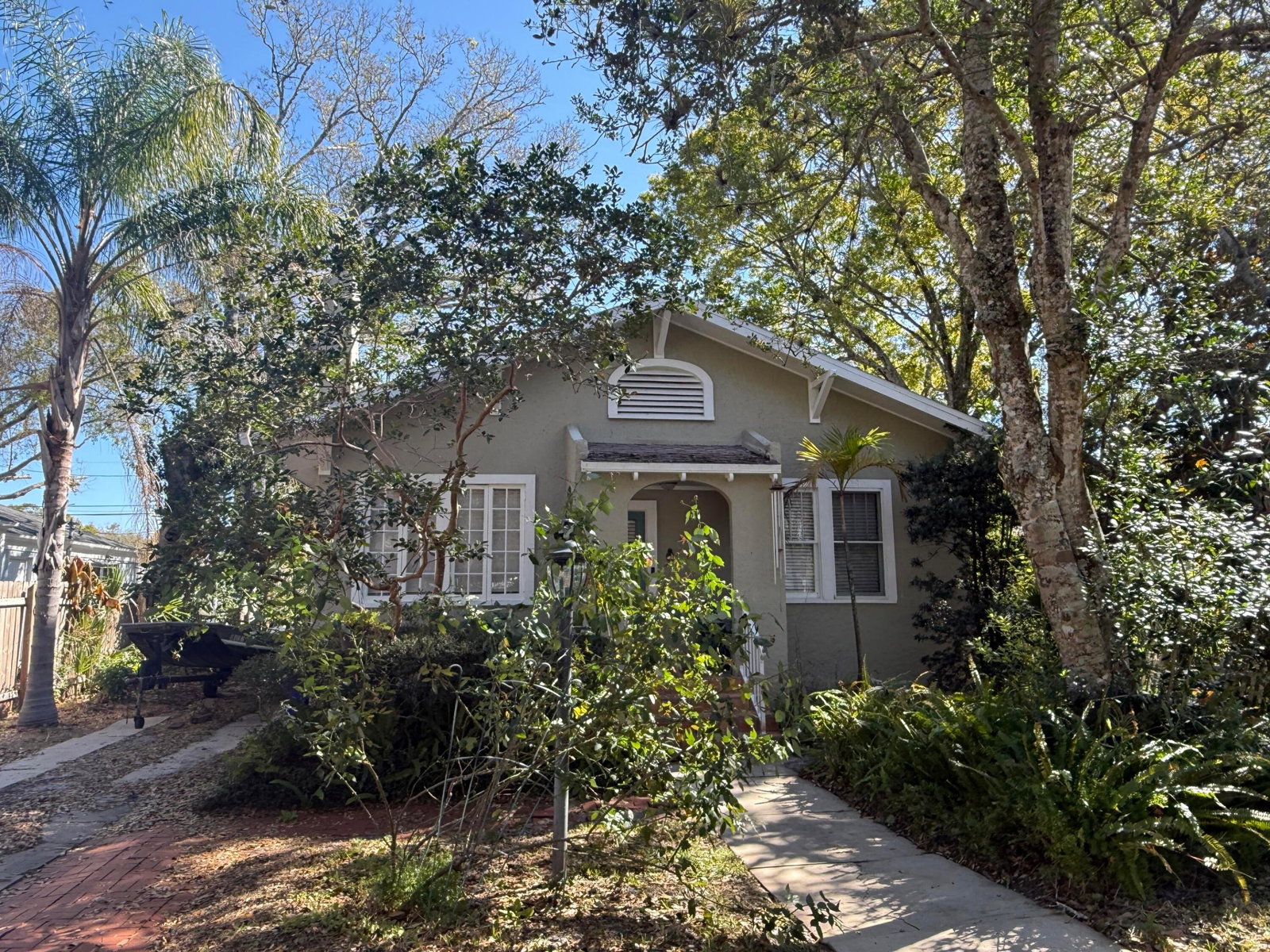listing main photo