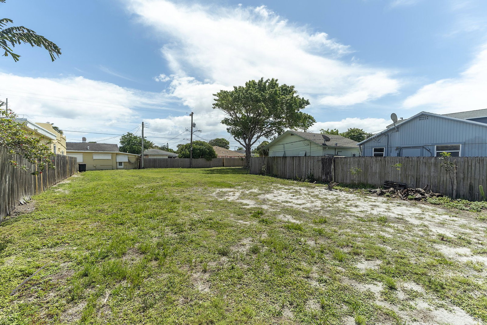 listing main photo