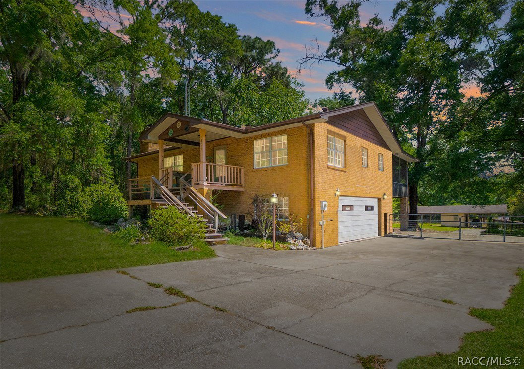 listing main photo