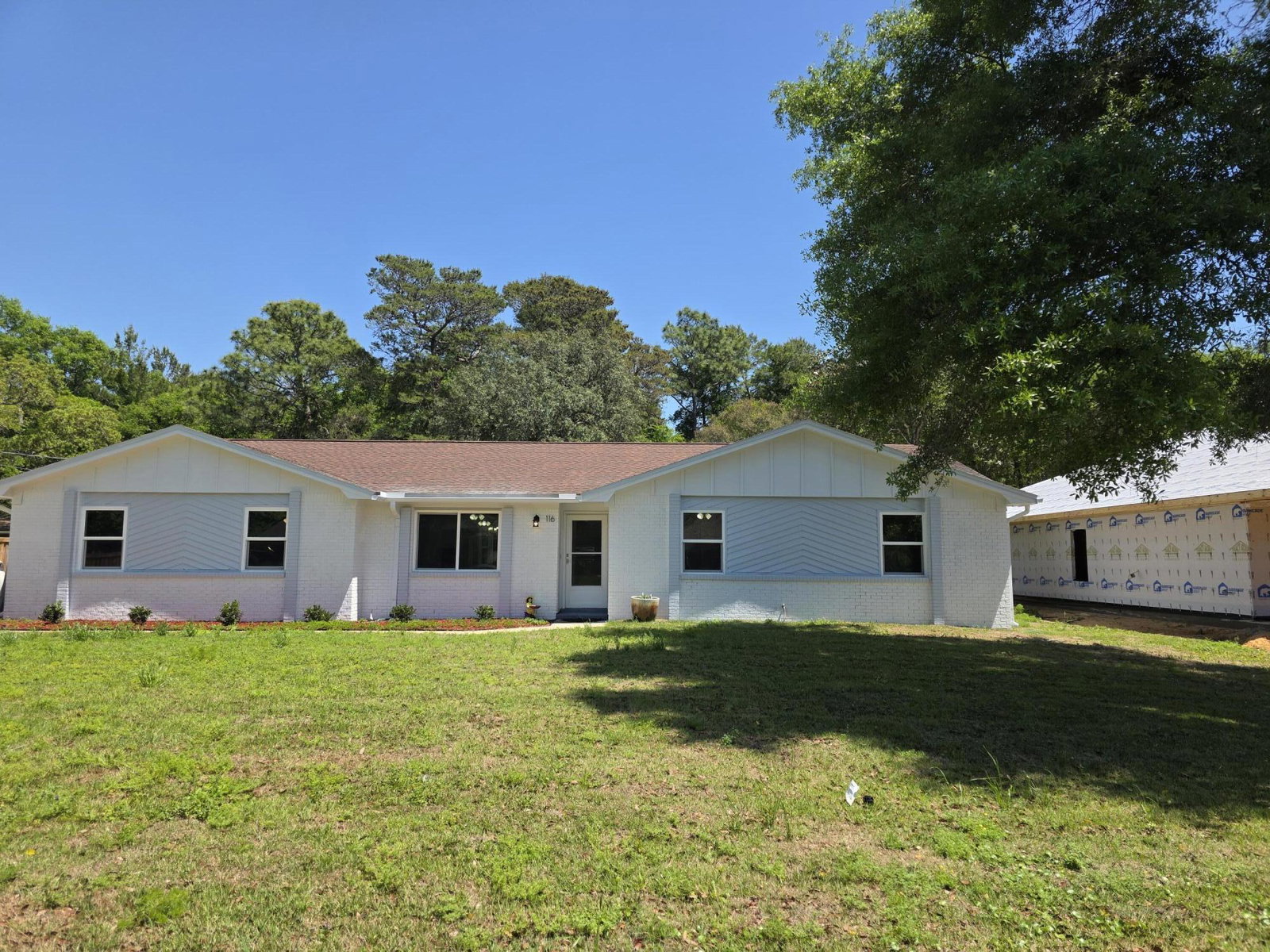listing main photo