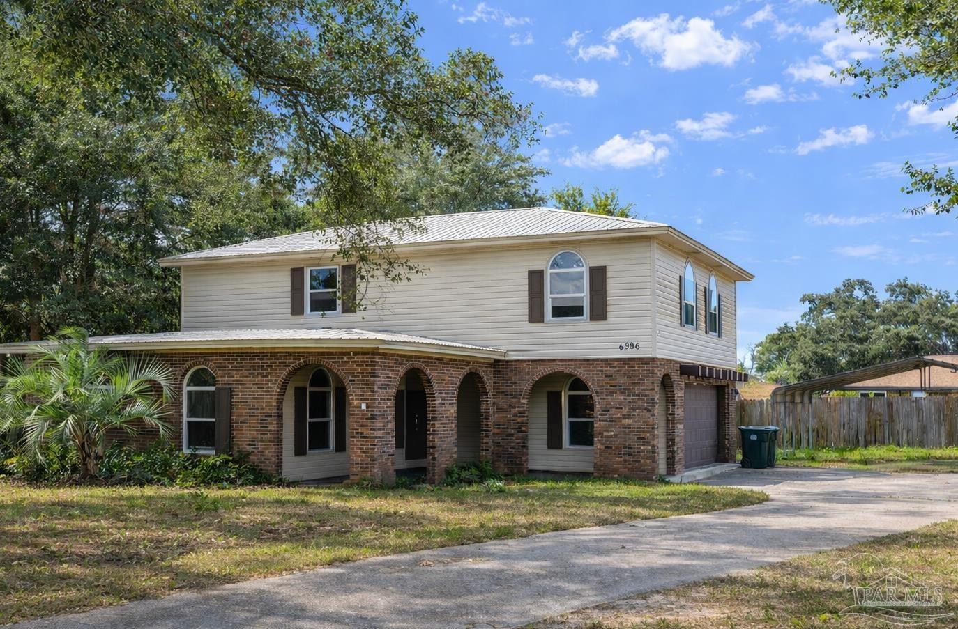 listing main photo