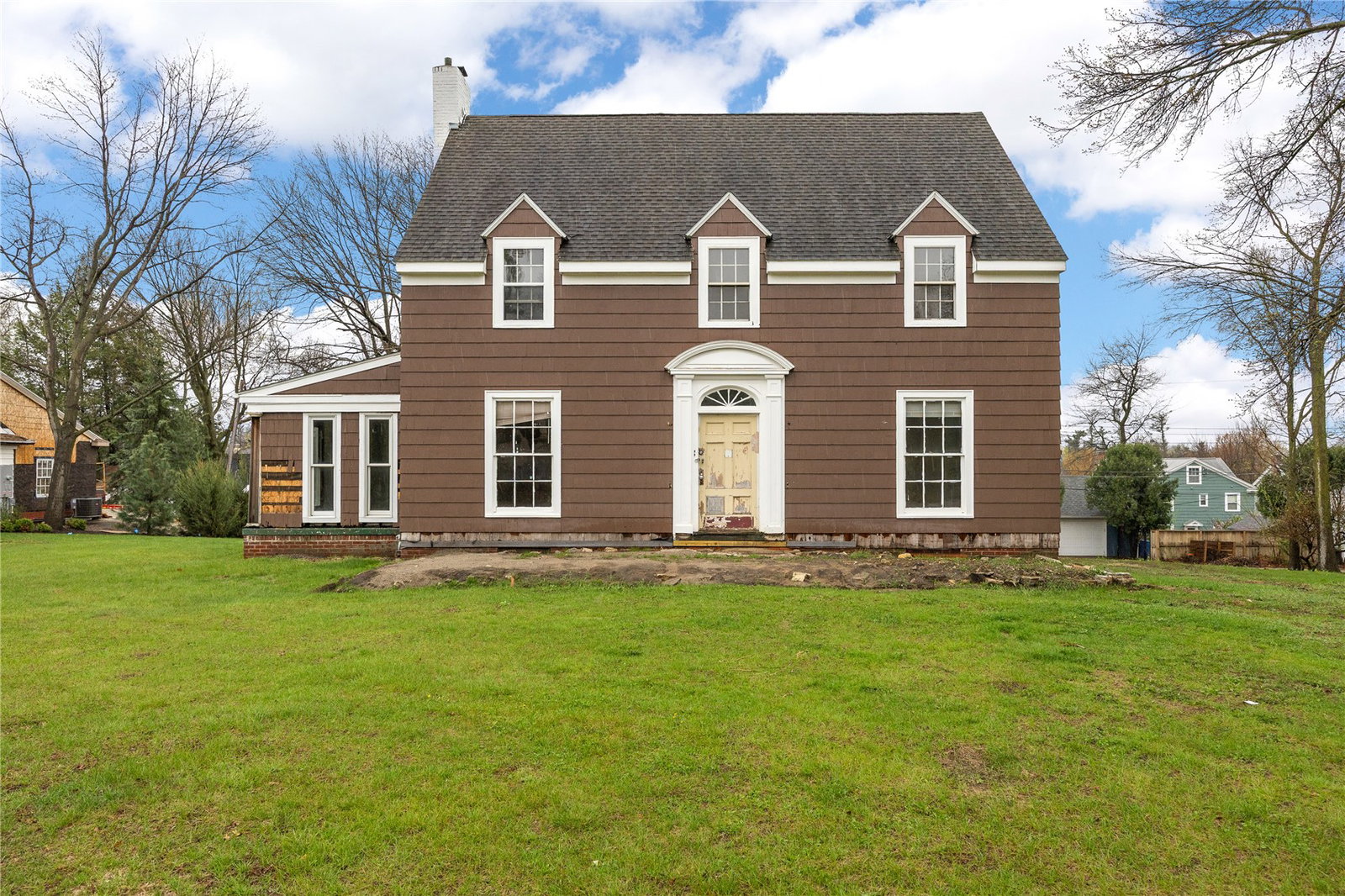 listing main photo