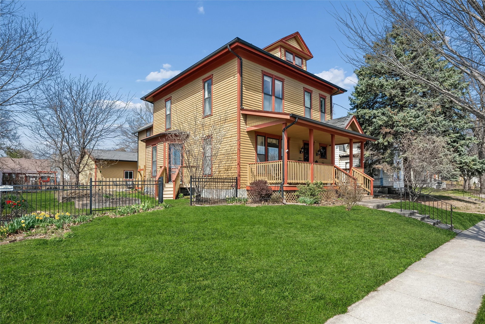 listing main photo