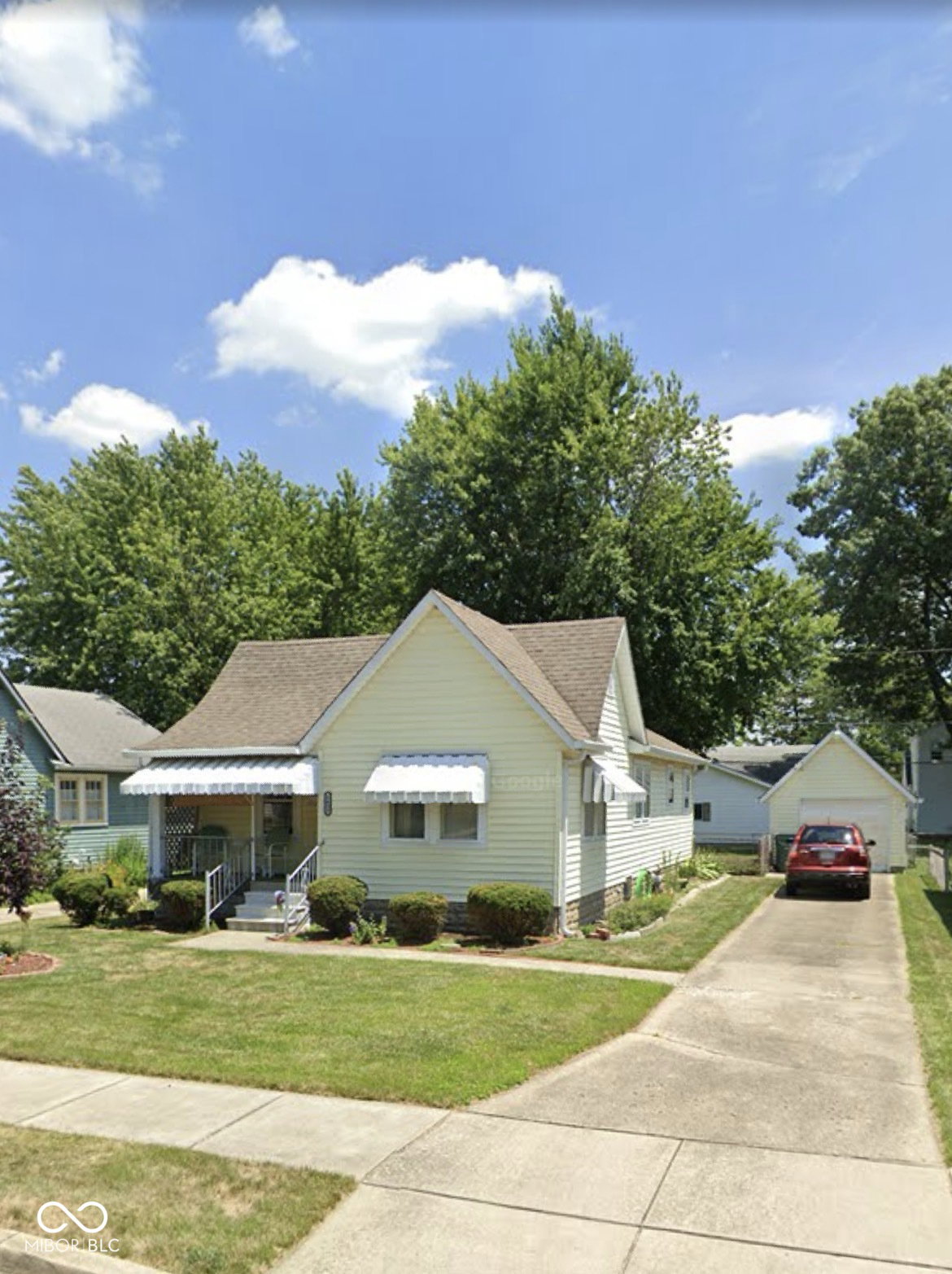 listing main photo