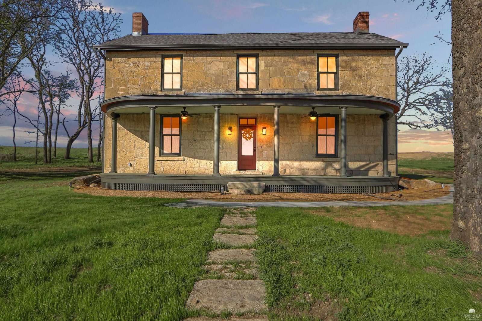 listing main photo