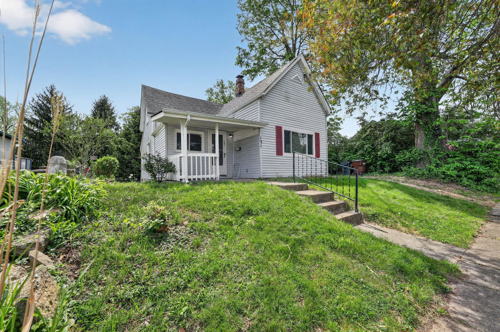listing main photo