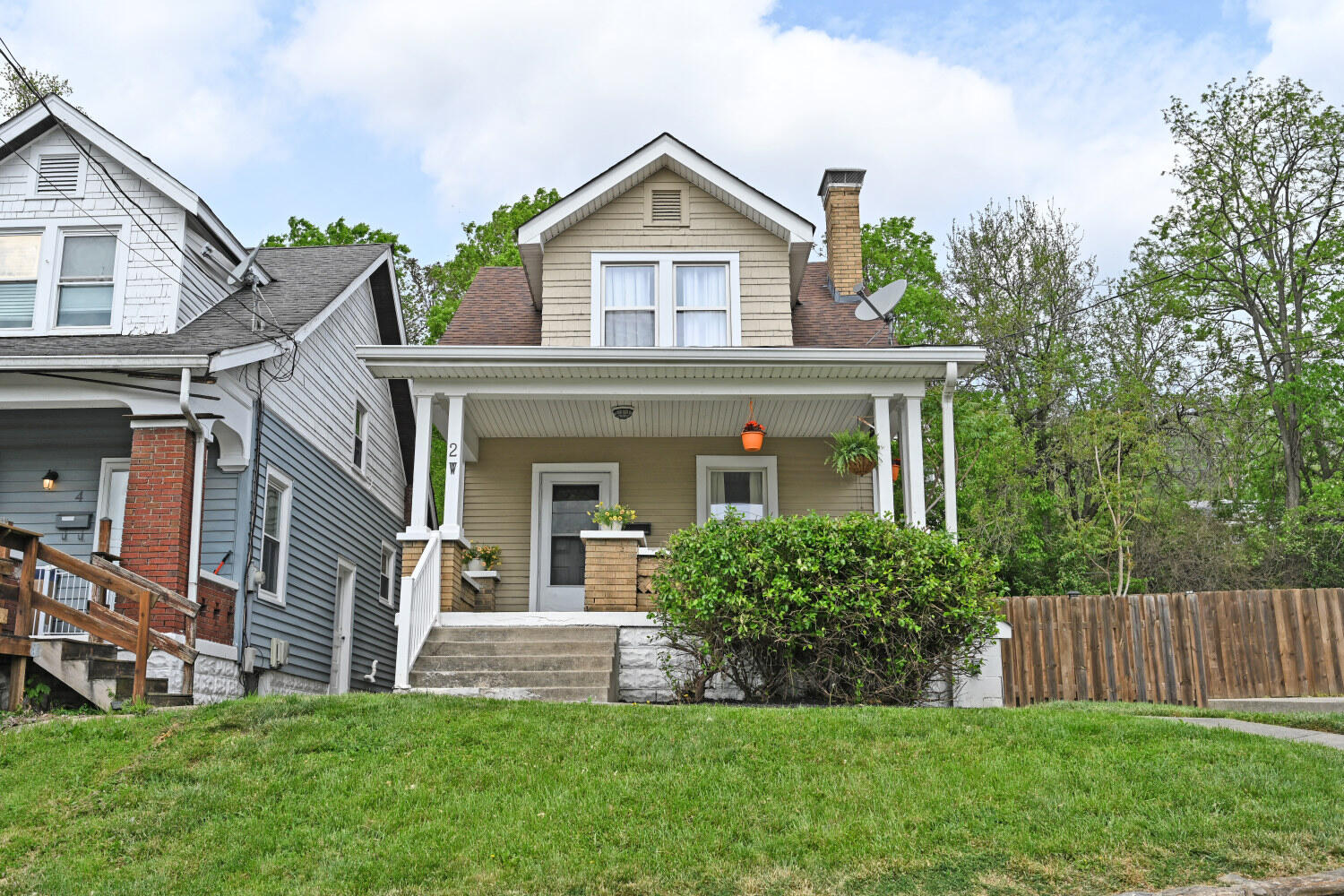 listing main photo