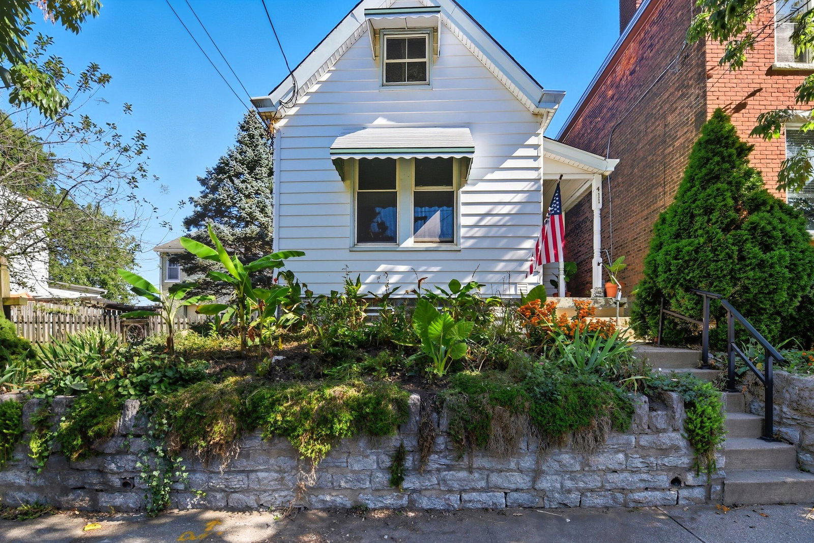listing main photo