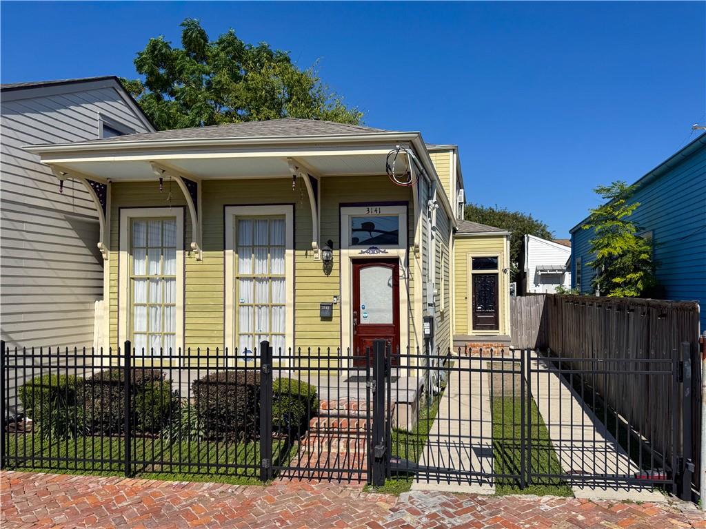 listing main photo