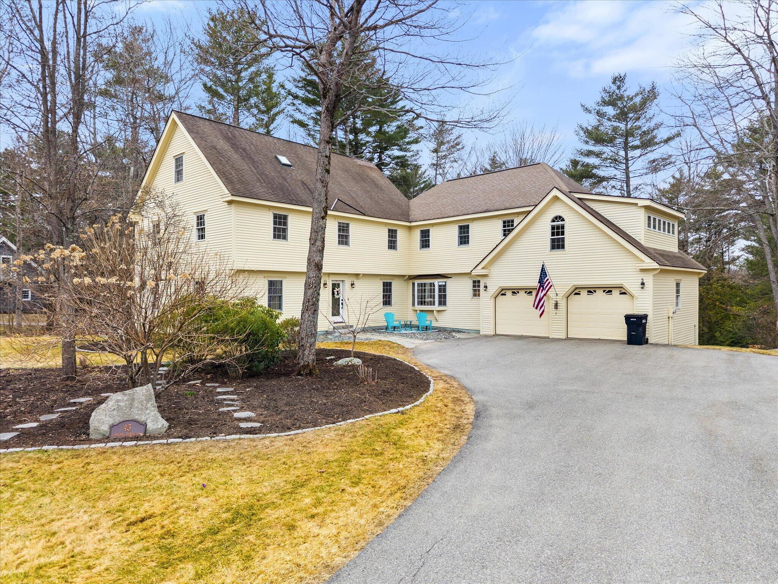 listing main photo
