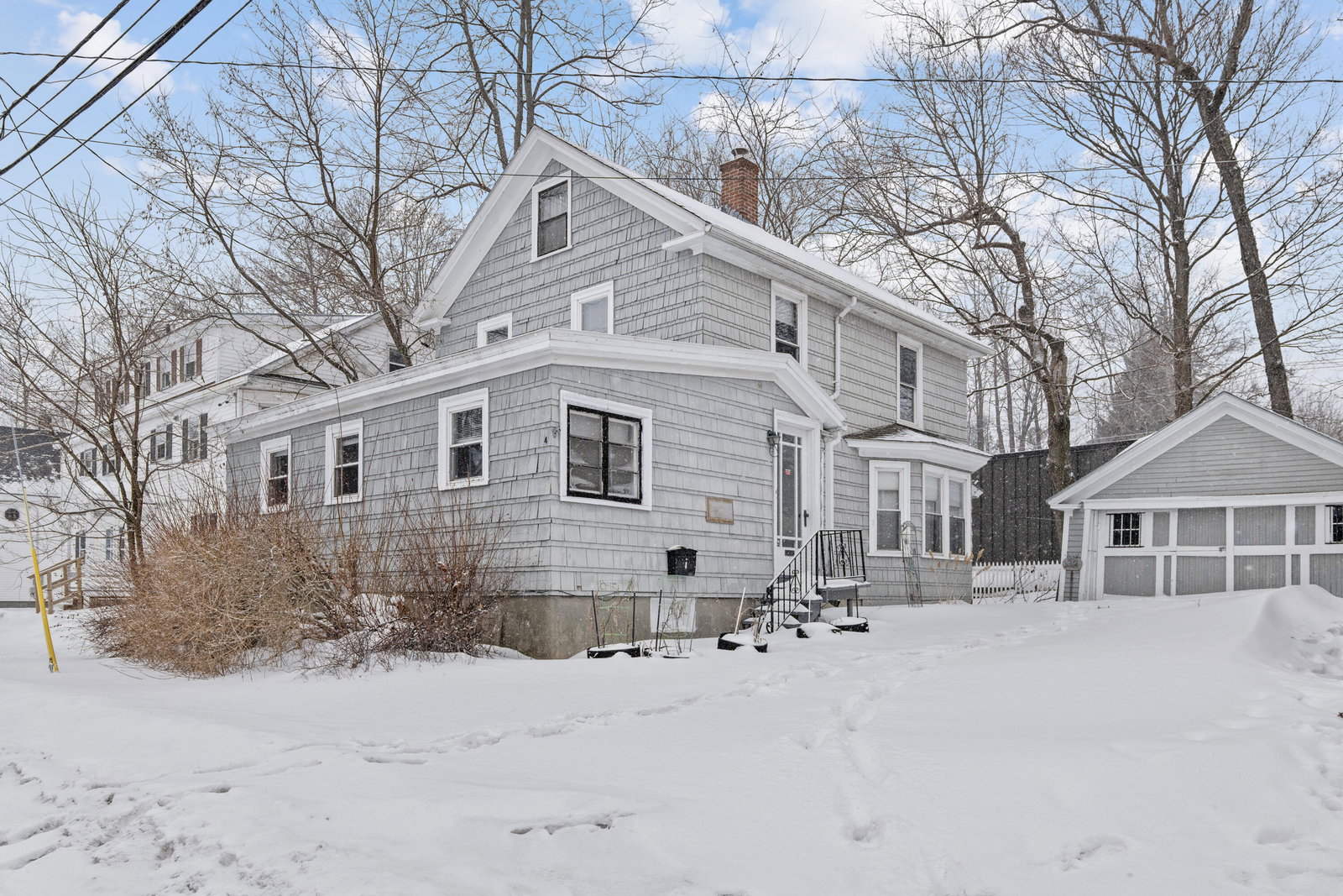 listing main photo