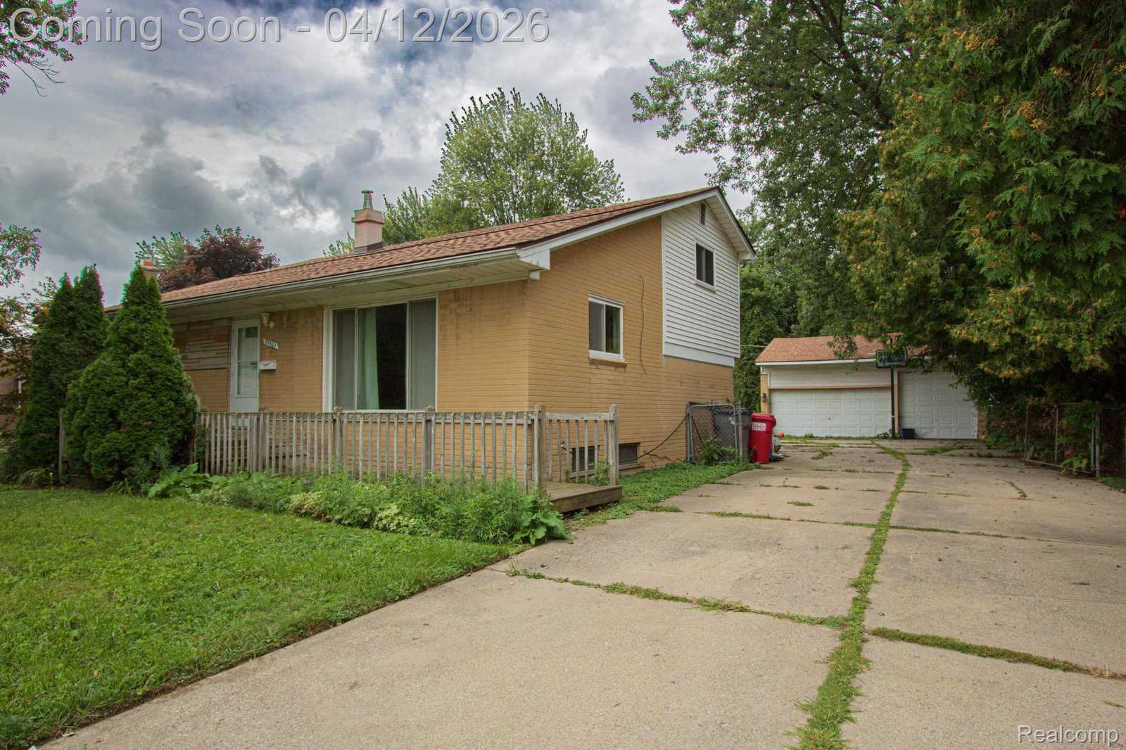 listing main photo