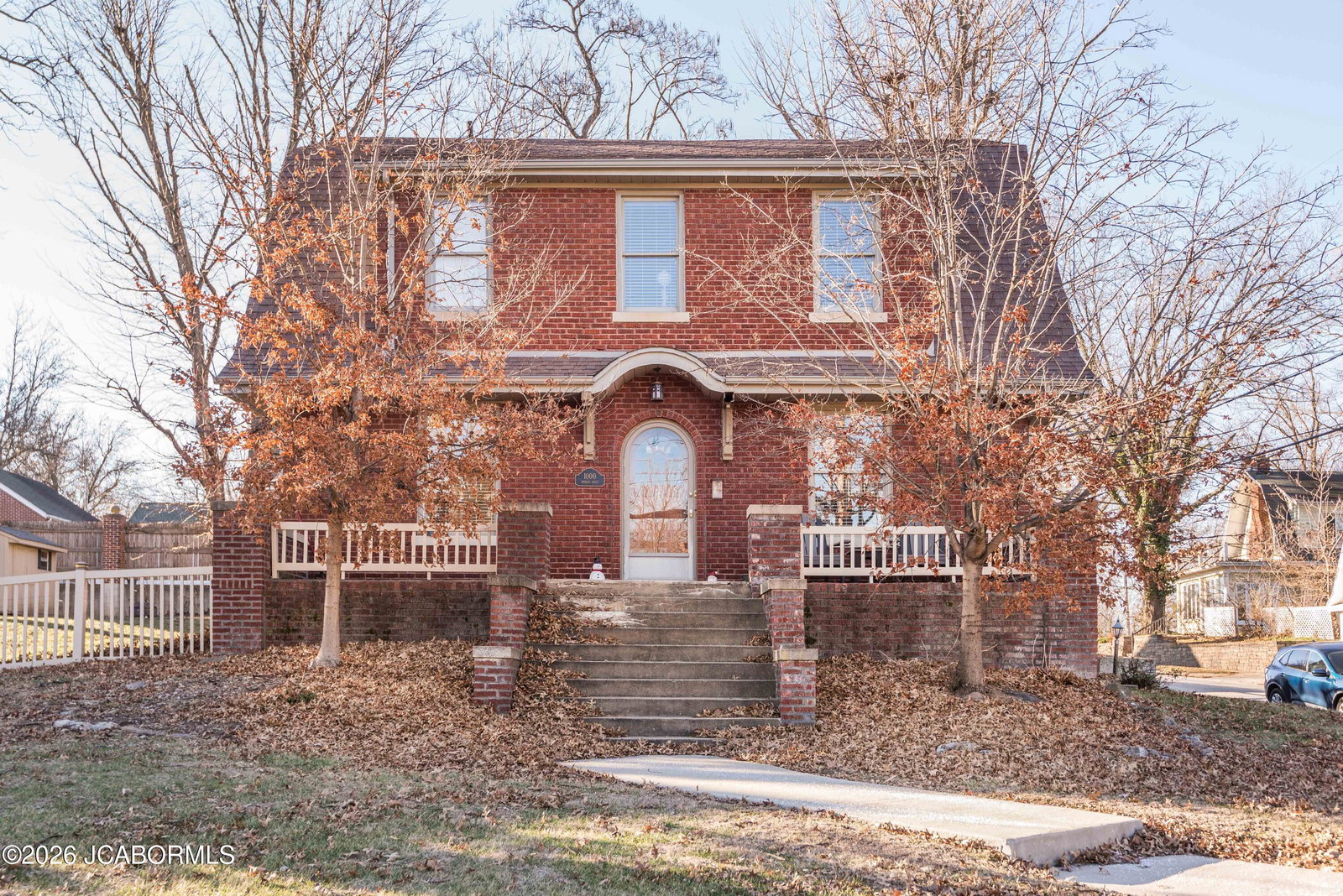 listing main photo