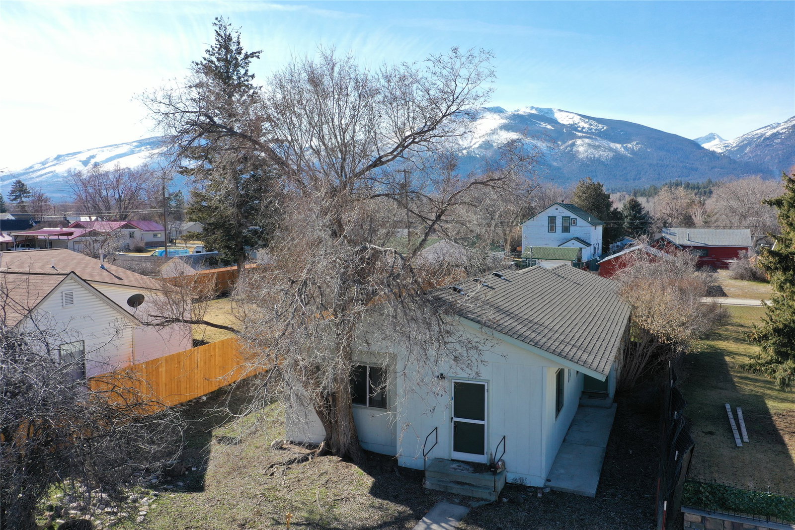listing main photo