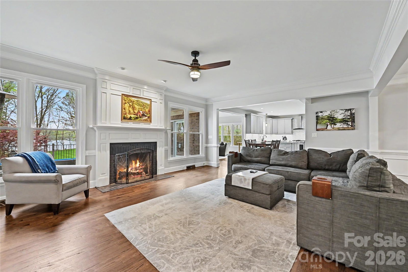 listing main photo