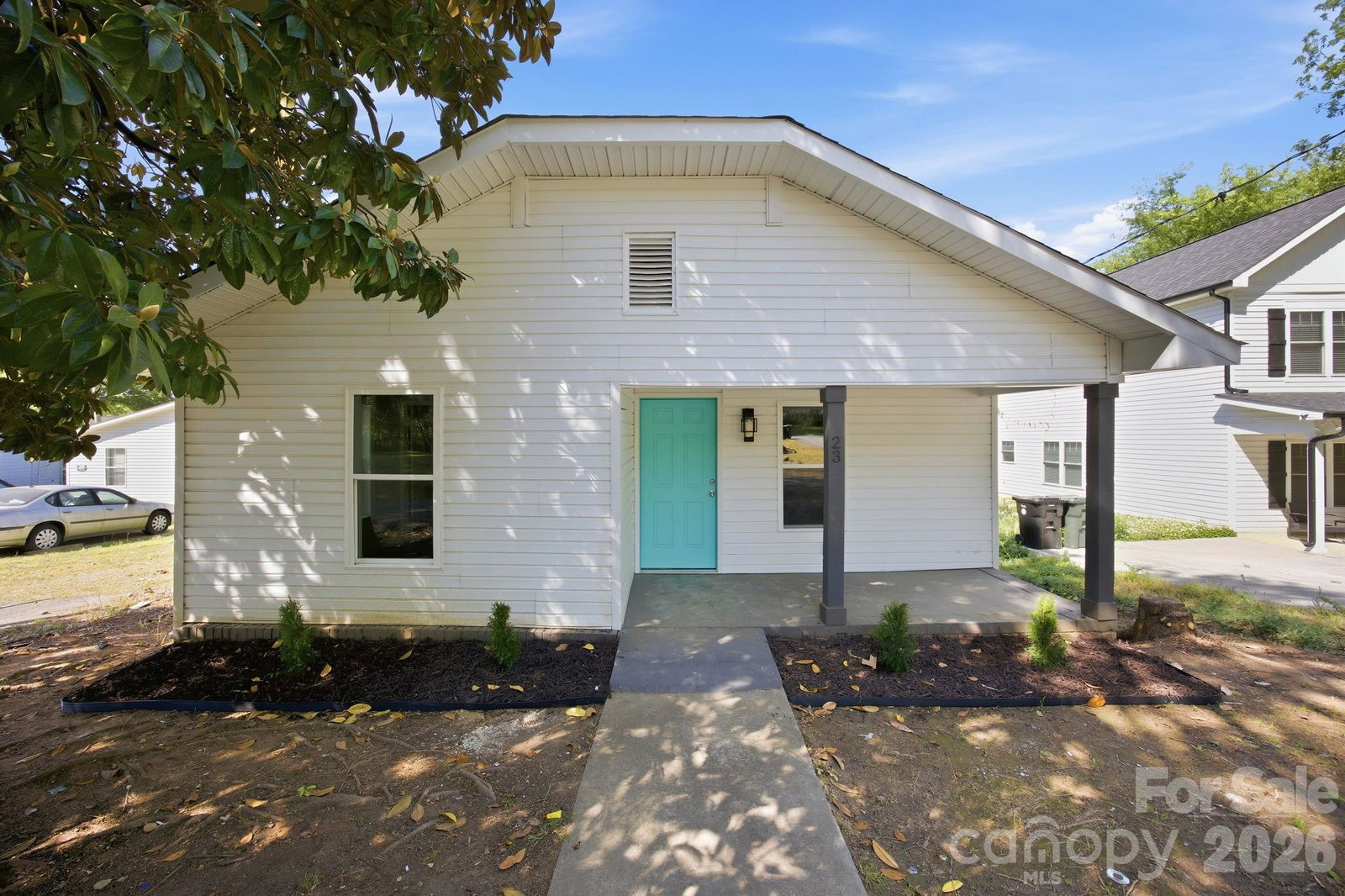 listing main photo