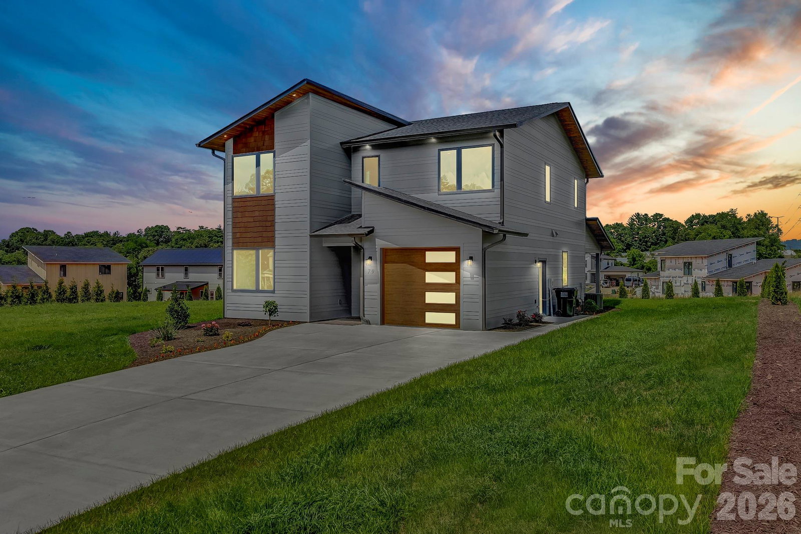 listing main photo