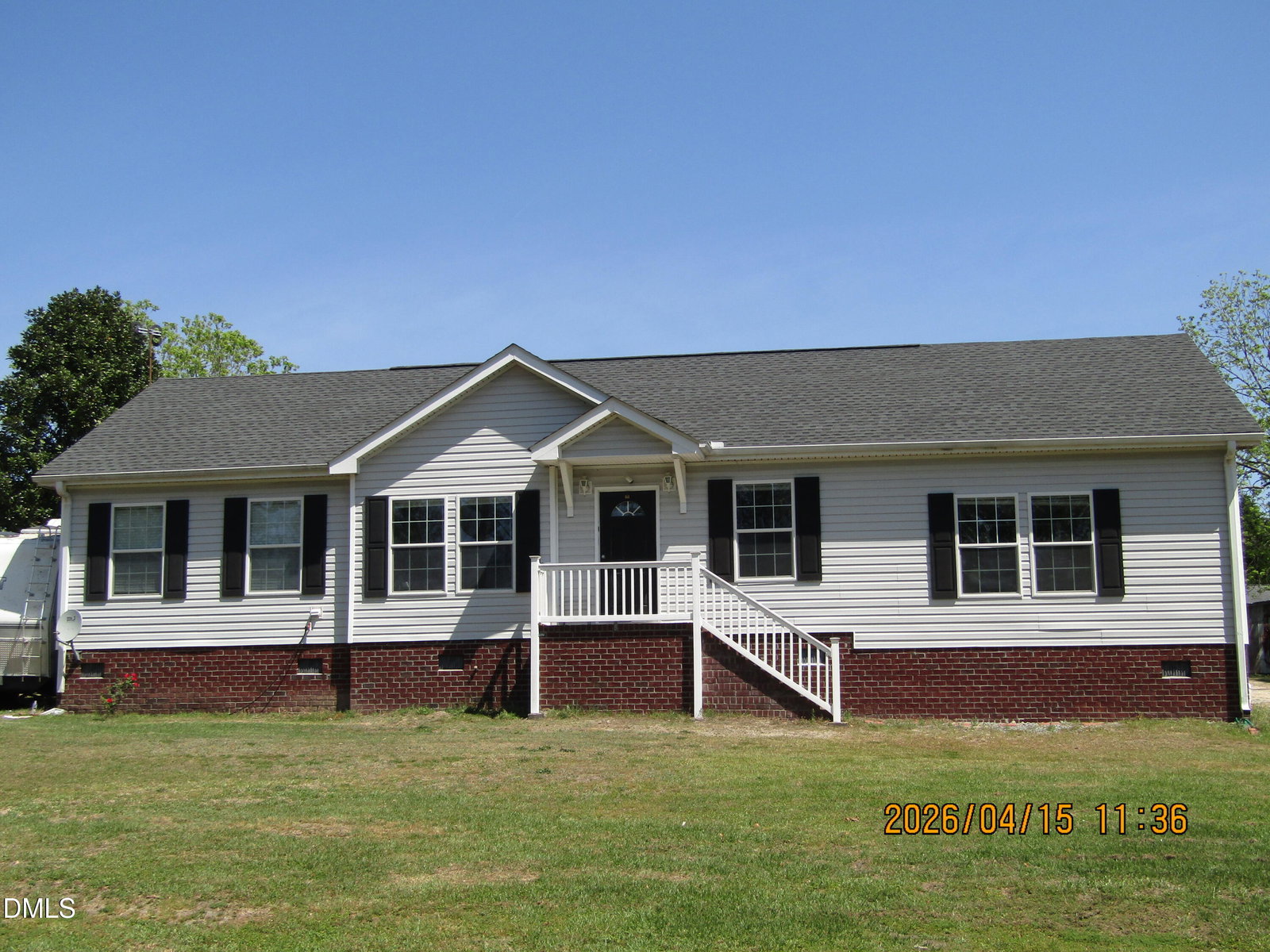 listing main photo
