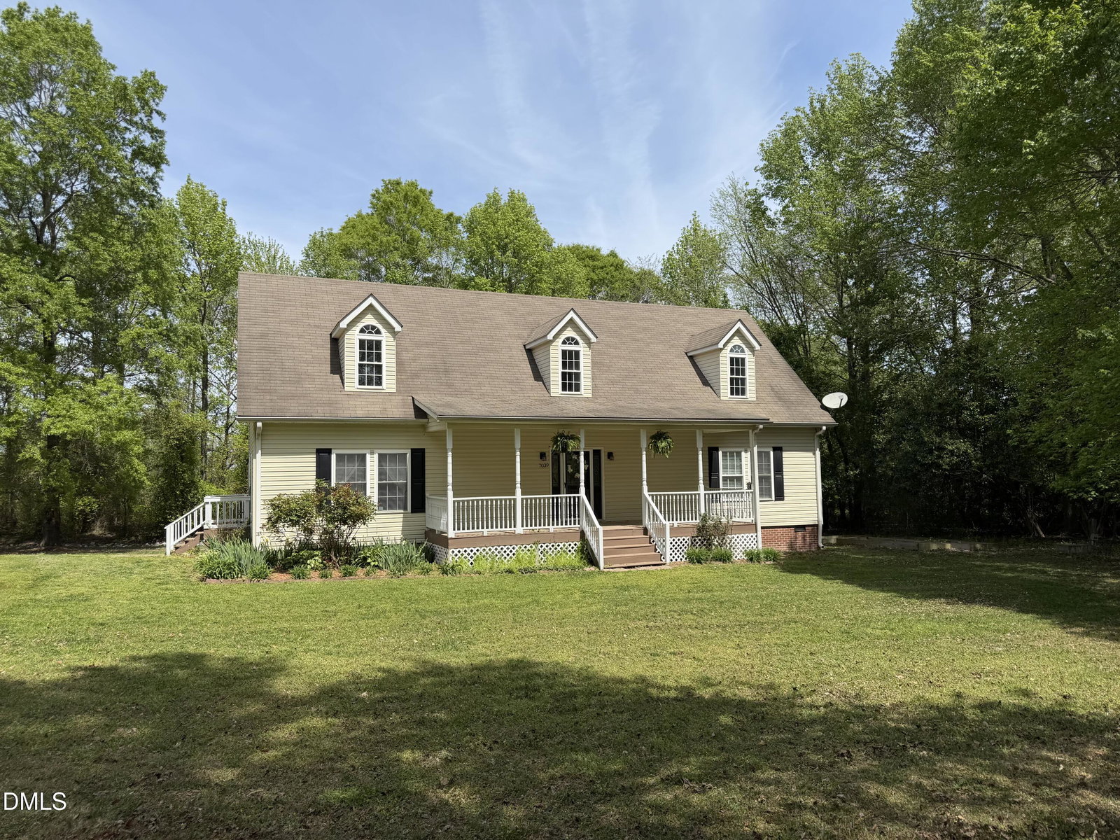 listing main photo