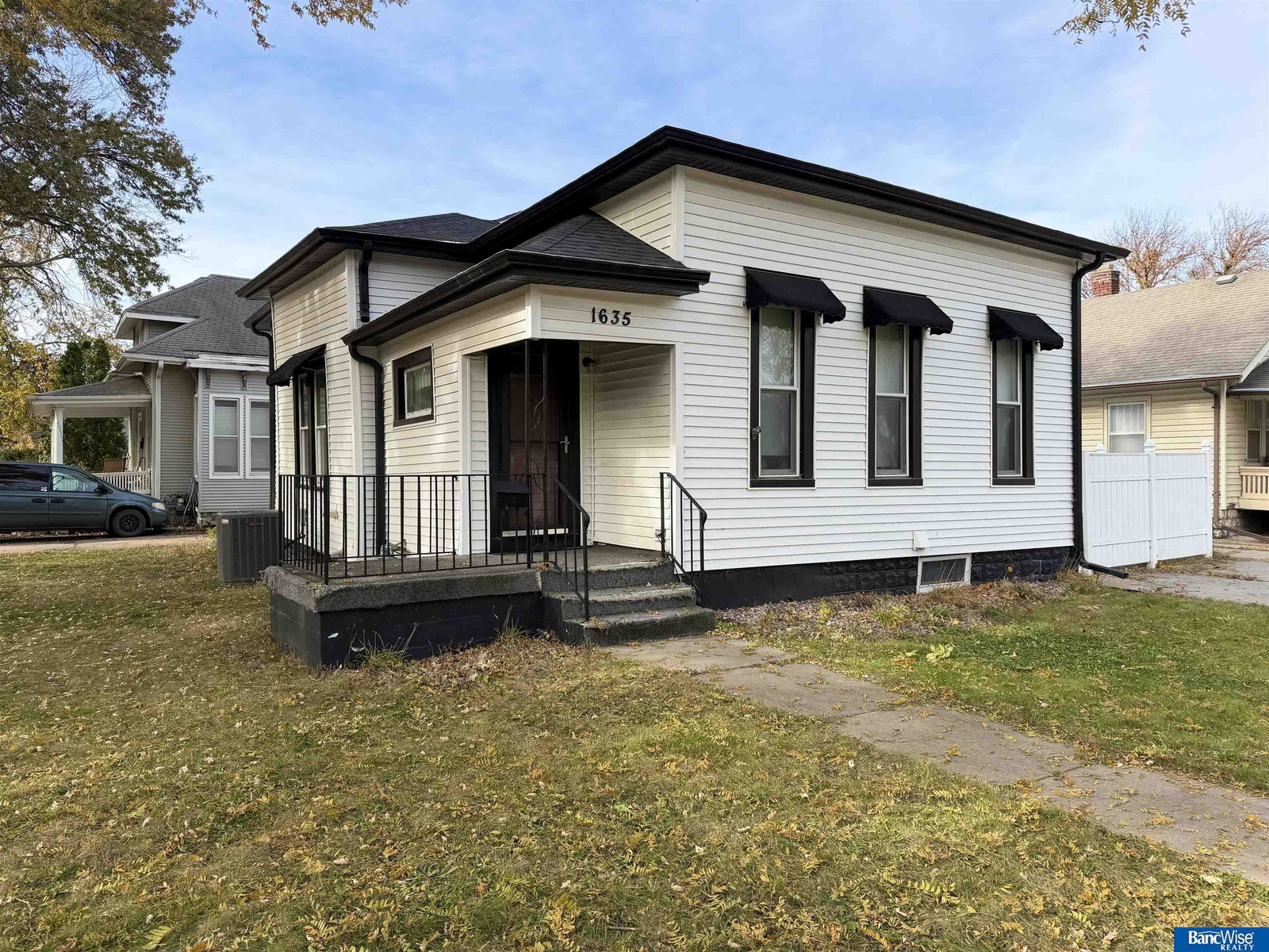 listing main photo