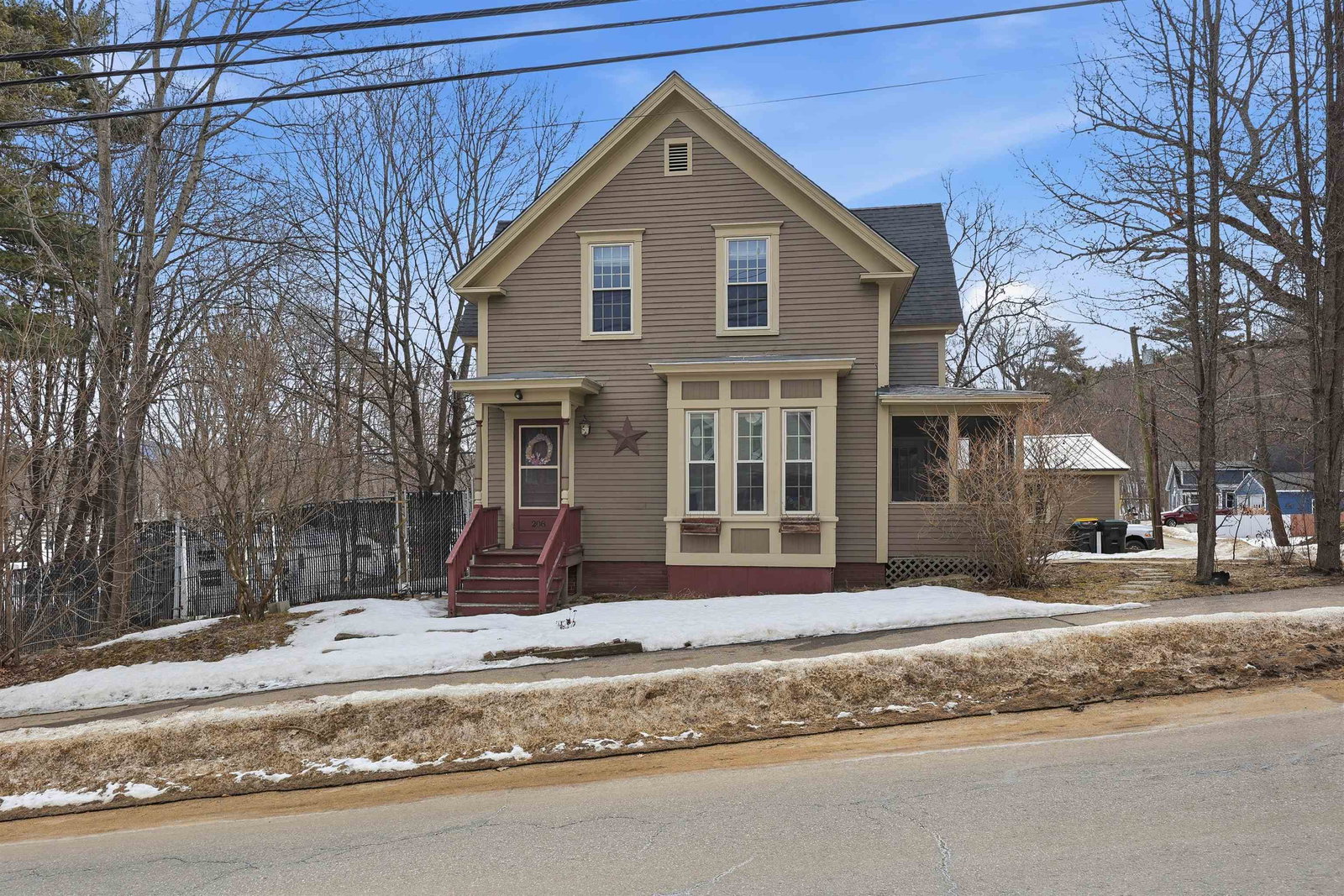 listing main photo