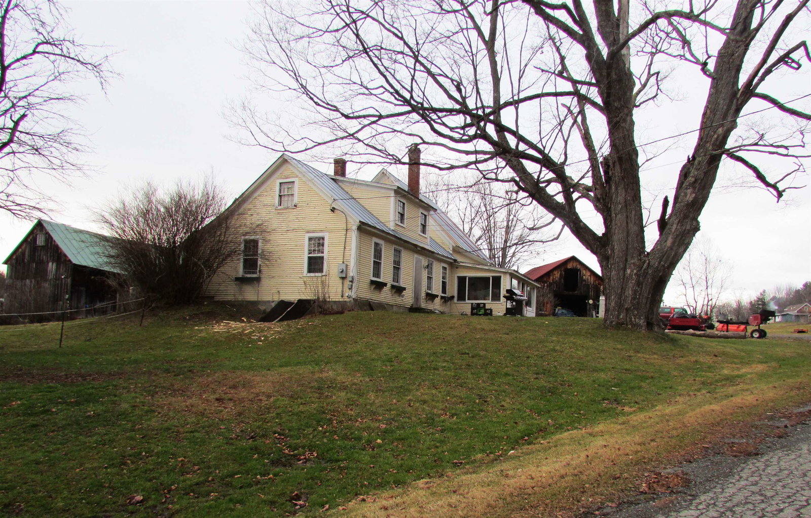 listing main photo
