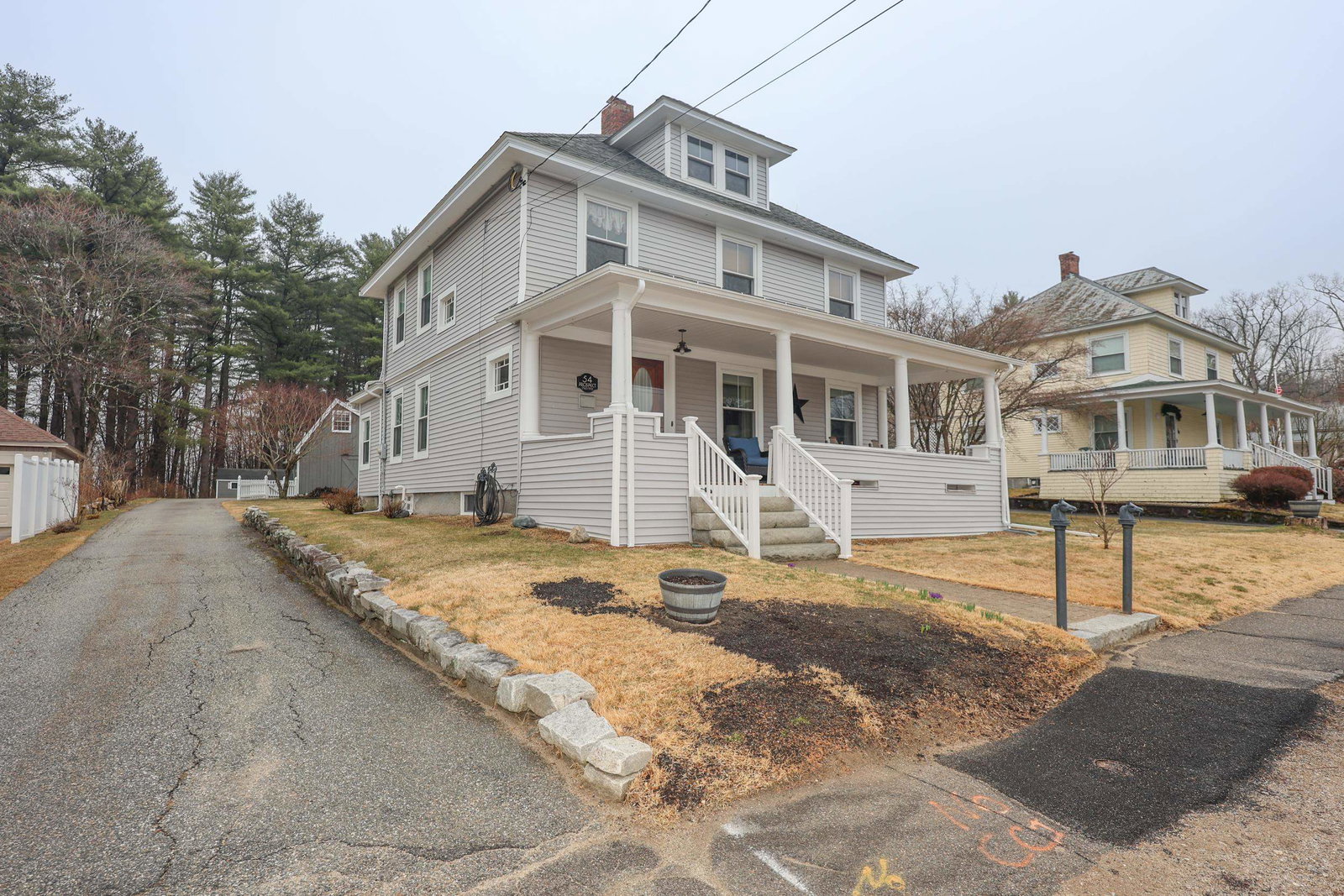 listing main photo