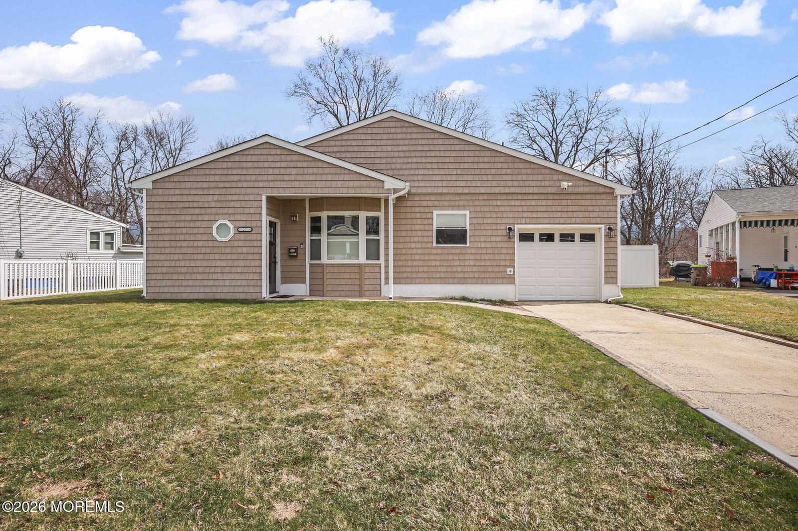 listing main photo