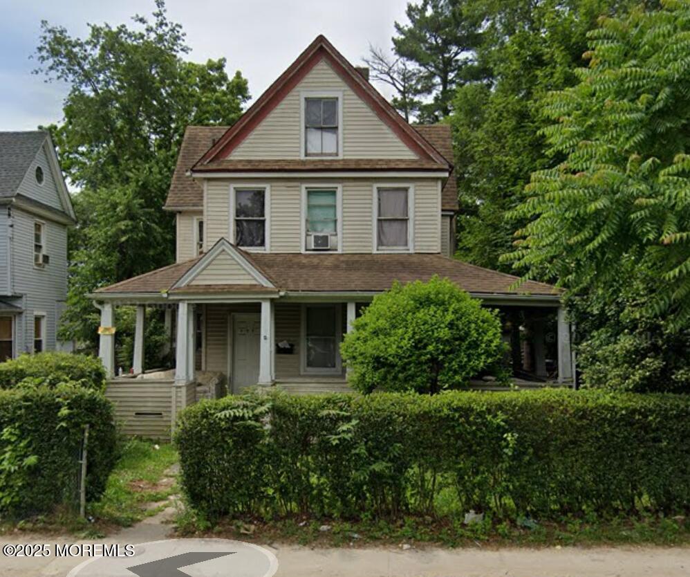 listing main photo