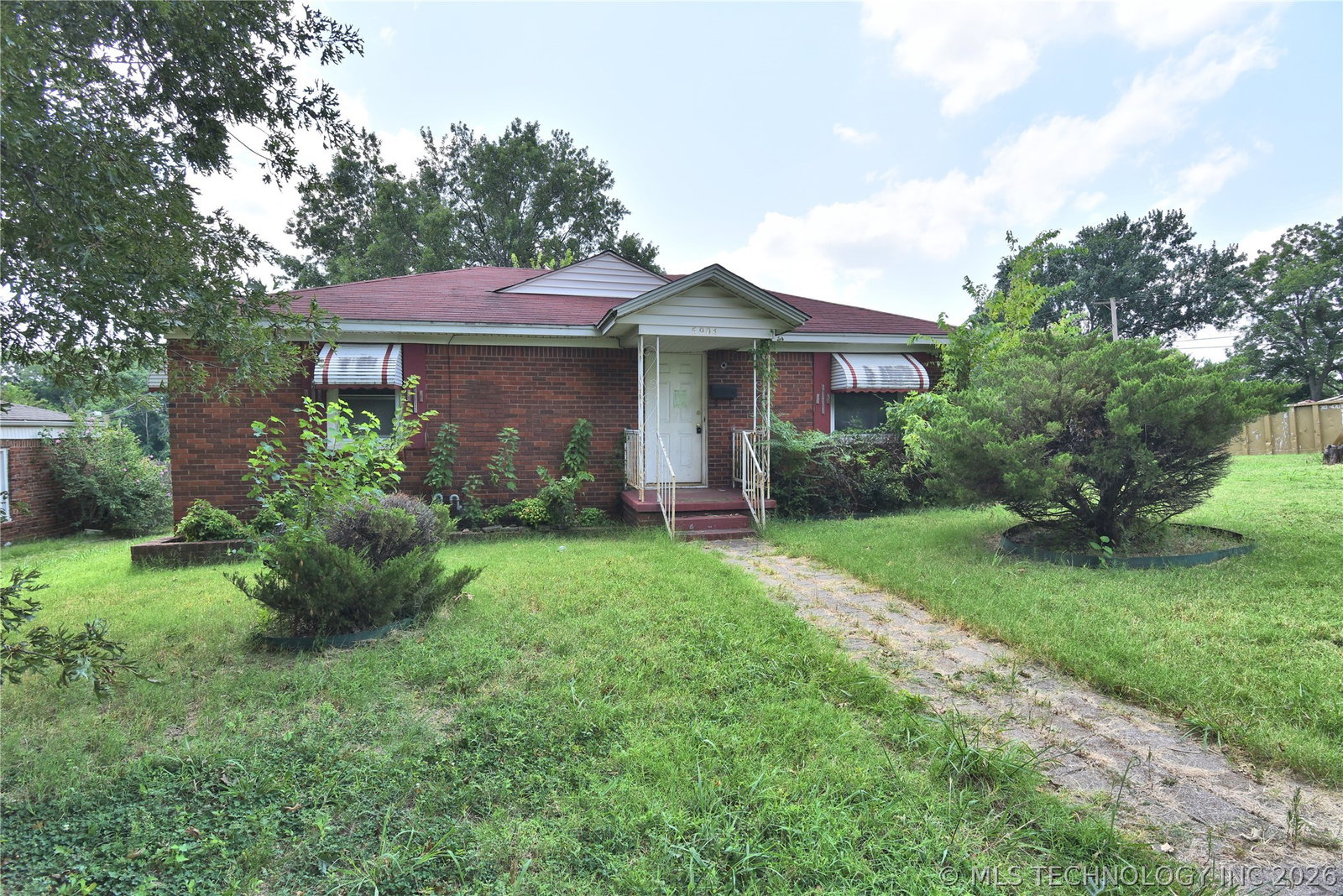 listing main photo