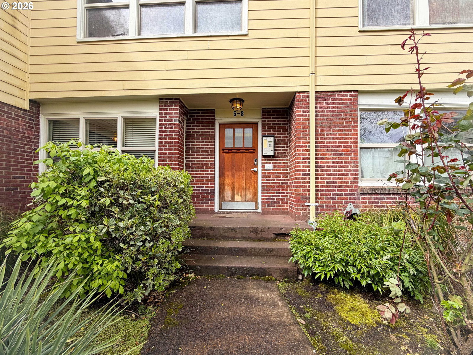 listing main photo