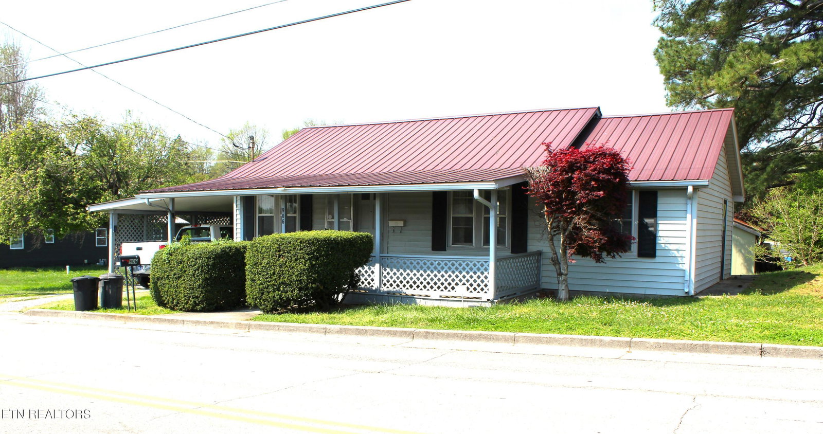 listing main photo